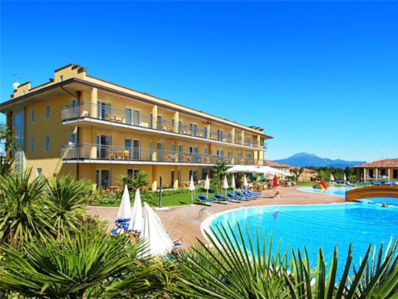 Hotel Bella Italia Peschiera del Garda Exterior foto